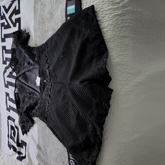 Lumier Black lace shortall/size S. never worn. This is beautiful craftsmanship - Picture 1 of 8